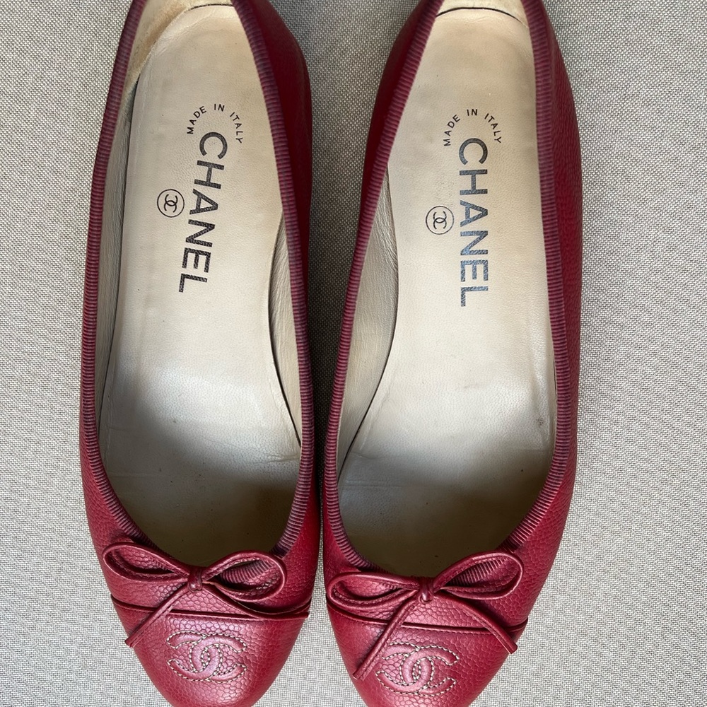 Chanel flats size 8